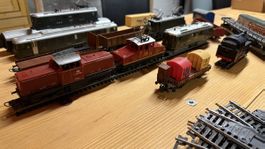 Train miniature lima