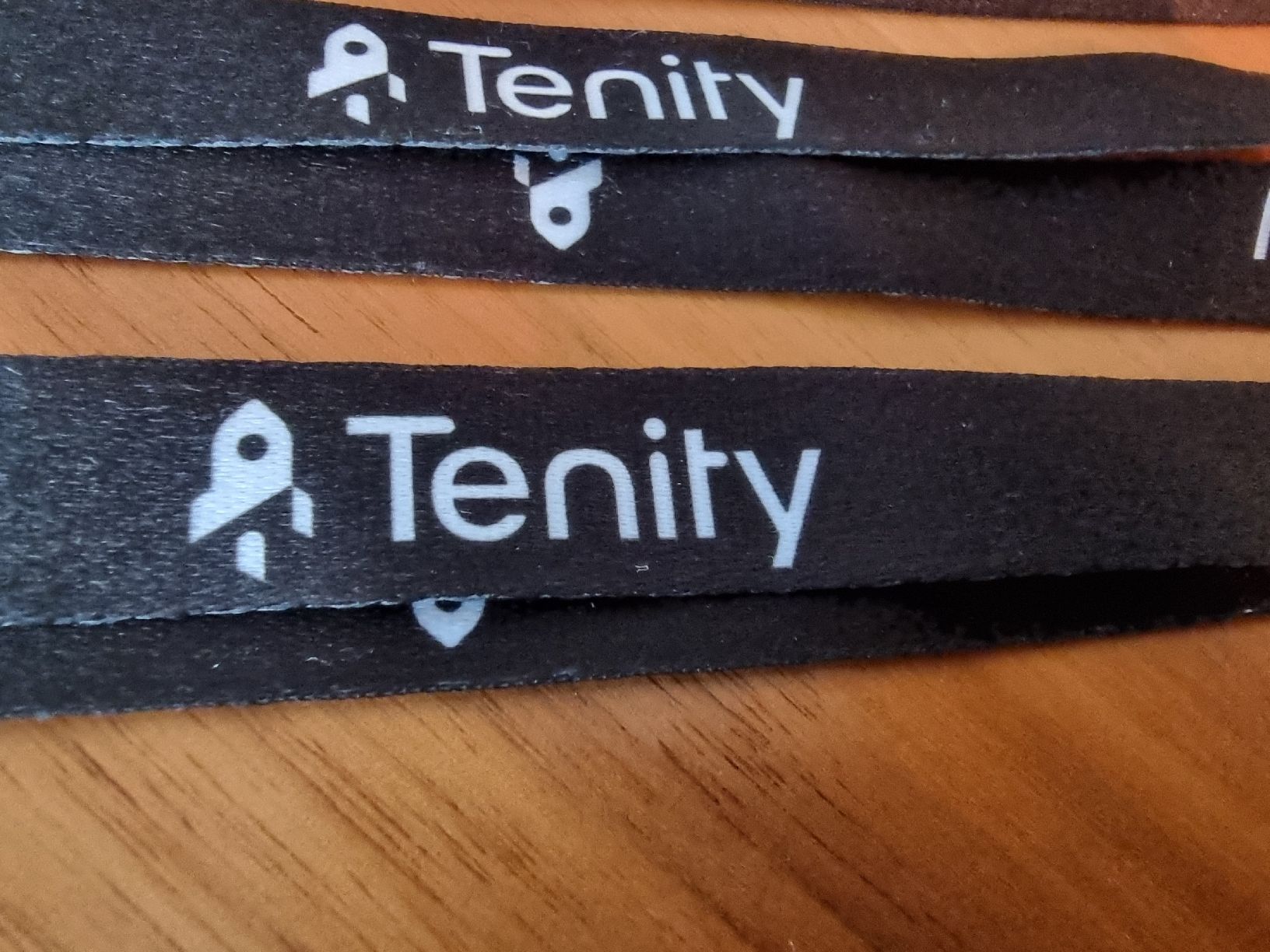 Portachiavi: Lanyards (3 Stück) – Usato da Zumikon venduto da chv_w96q 2