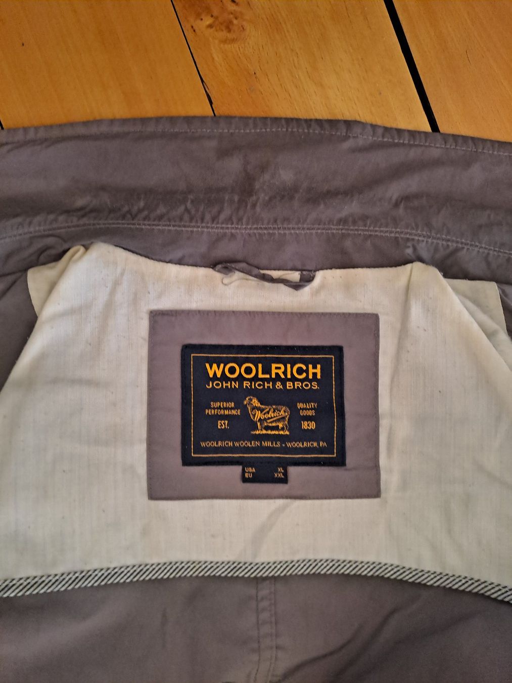 Woolrich Giacche: BLOUSON  WOOLRICH – Usato da LAUSANNE venduto da KWEW 1