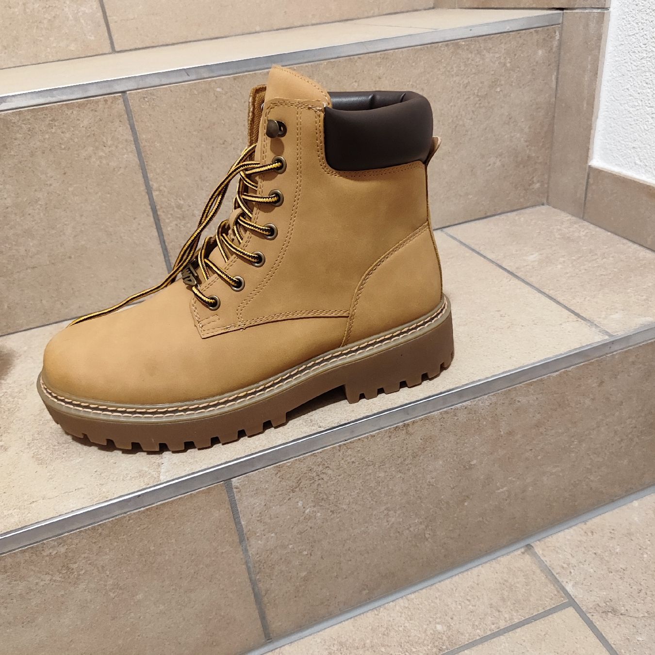 Pull&Bear Scarpe da uomo: Pull&Bear Boots 42 new – Nuovo (secondo la descrizione) da Lamone venduto da ken_8y7h 1