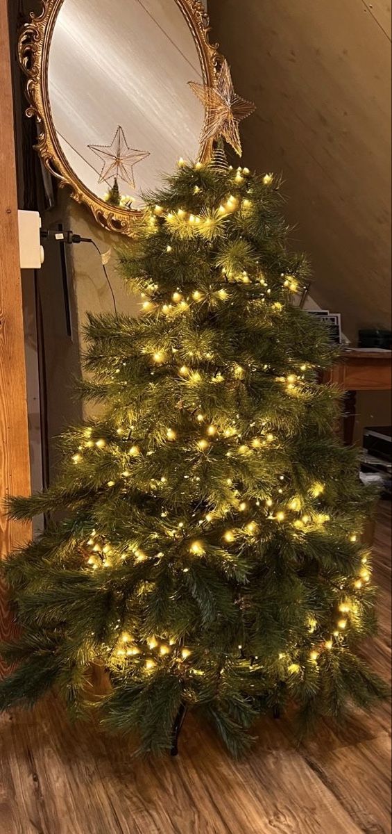 Alle Dekorationen: Künstlicher Weihnachtsbaum mit Lichterkette – Gebraucht aus Landquart von vision22850 2