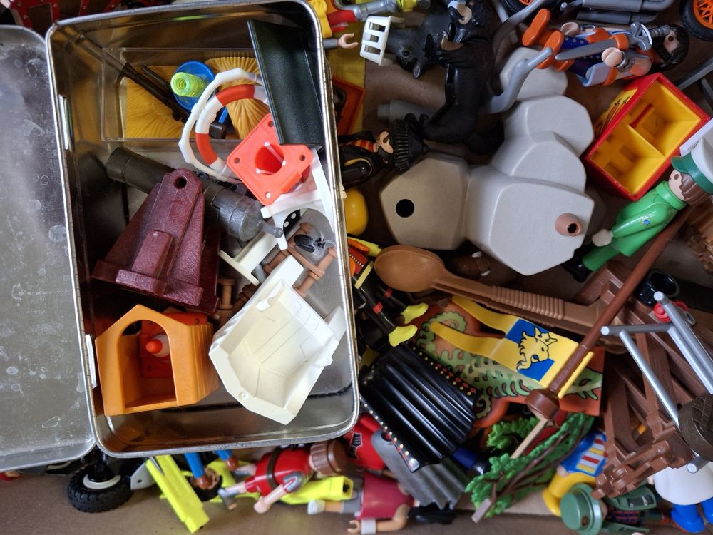 Playmobil Jouets: Kiste mit sehr viel Playmobil – D'occasion à Aadorf par Greg19 3