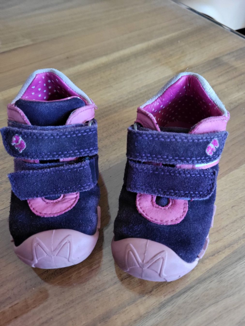 Elefanten Scarpe per ragazze: Laufschuhe Gr 22 Elefanten – Usato da Ennetbaden venduto da Vicky12