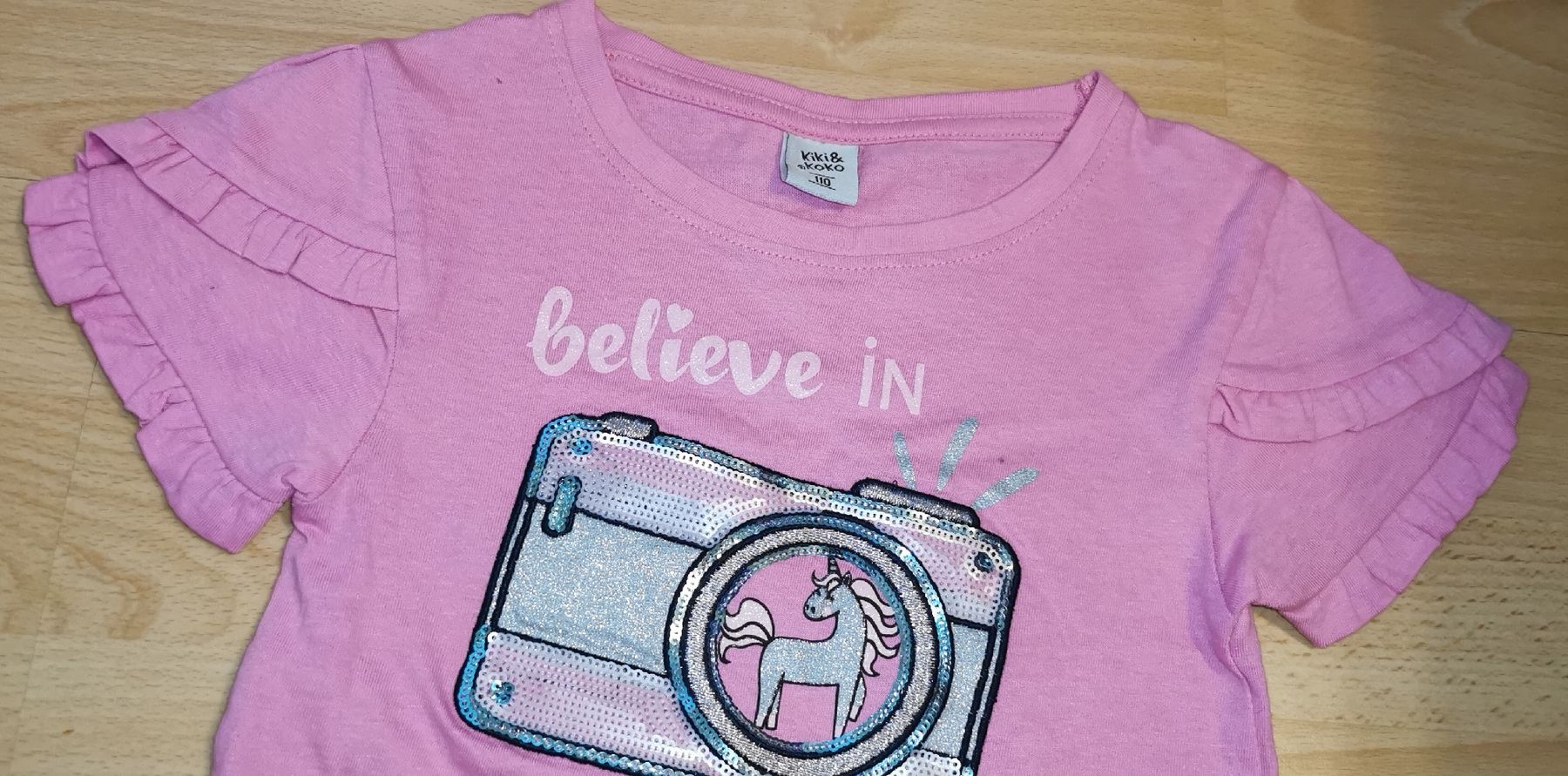 Blusen, T-Shirts & Tops: T-shirt Gr 110 – Gebraucht aus Winterthur von Katyakaterina 2