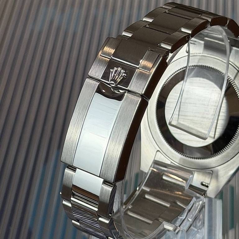 Orologi: Rolex GMT-Master II "Batman" Custom 126710BLNR – Usato da Genève venduto da minty.watches 8