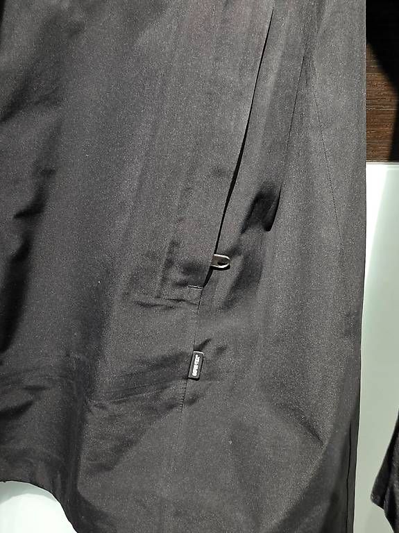 Peak Performance Cappotti: Peak Performance Gore-Tex Parka, Gr. M, schwarz – Usato da Frauenfeld venduto da sim_bic 3