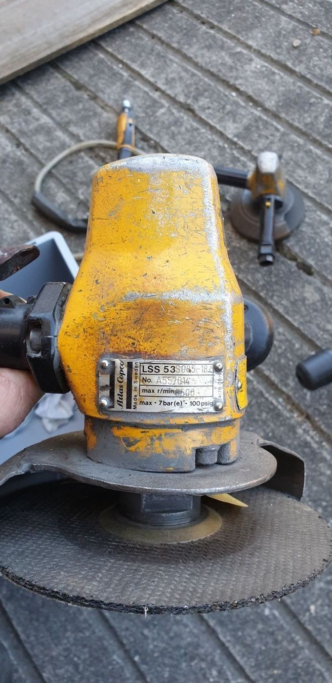 Atlas Copco Tutte le macchine: Atlas Copco Flächen- / Trennscheibenschleifer – Usato da Füllinsdorf venduto da Sunnebliemli7 2