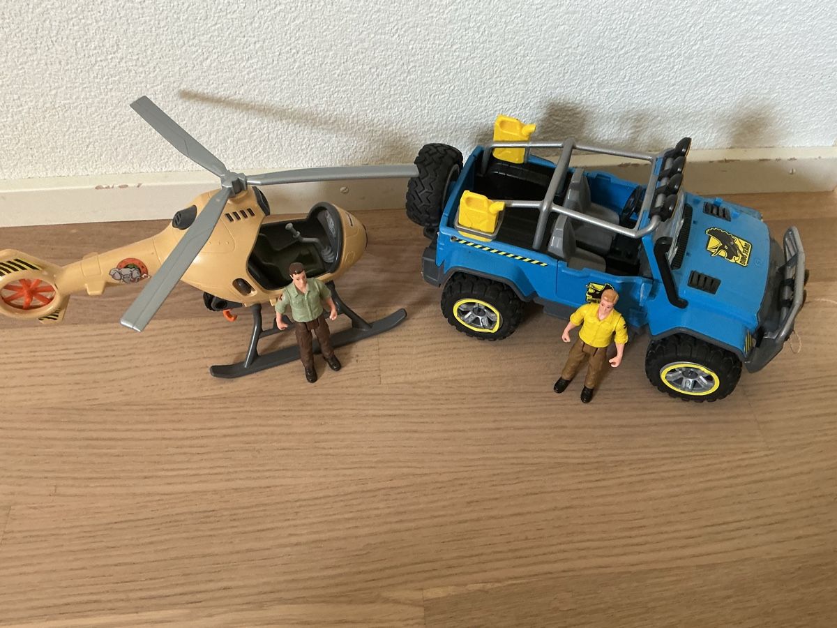 Schleich Giocattoli: Schleich Set : Heli, Jeep & Figuren - Super! – Usato da Muri AG venduto da Snow65