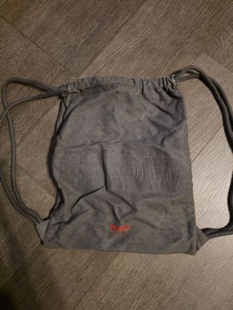 Hugo Boss Turnbeutel Rucksack grau gebraucht guter Zustand