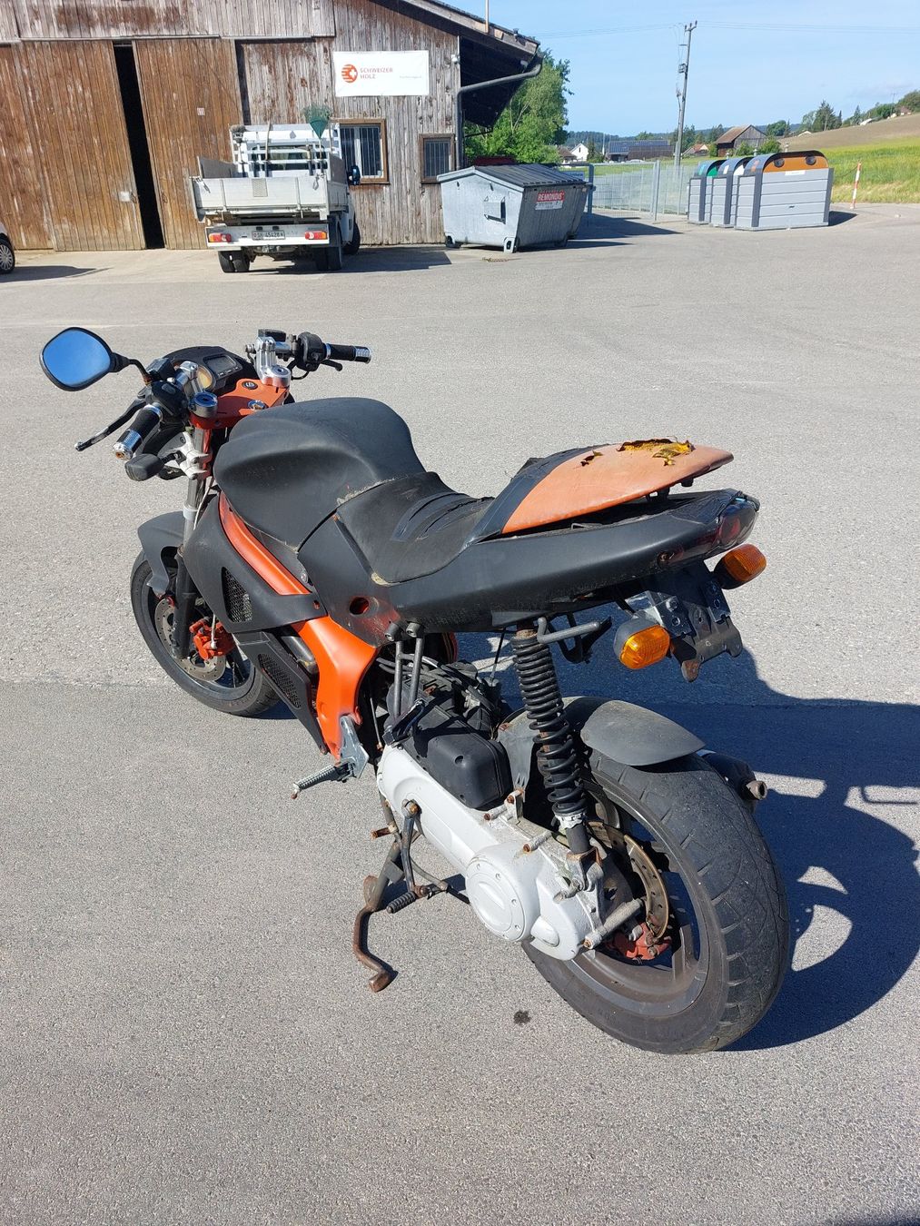 Gilera Scooter: Gilera DNA 50 Roller Scooter Motorrad Export ab 1 Fr.- – Difettoso da Schleitheim venduto da ZieglerMotoRecycling 4