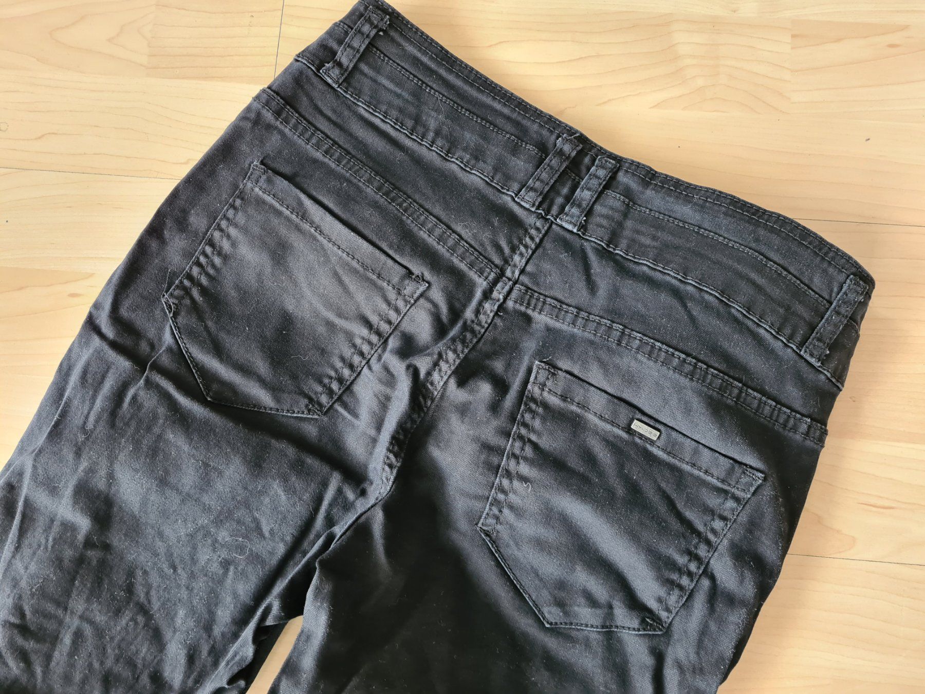 Pantaloni: Hose hidee, Gr. 34, apart – Usato da Suhr venduto da andreas_2008 3
