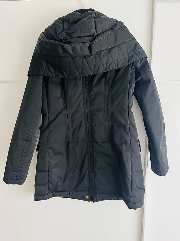 Cappotti: Wintermantel von Peuterey – Usato da Niederuzwil venduto da hel_v9ky 1