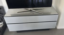 Spectral TV-Möbel mit integriertem Canton Aktiv-Subwoofer