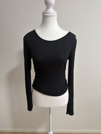 Alo Yoga Ribbed Longsleeve Schwarz – Grösse S