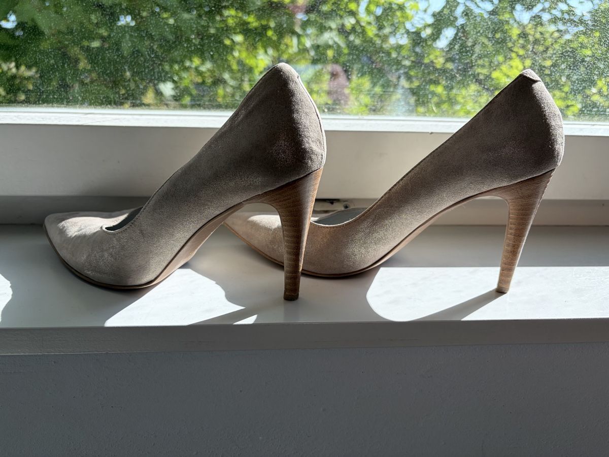 Scarpe da donna: Highheel - Pumps - grau-beige-gold – Usato da Zürich venduto da shopping07