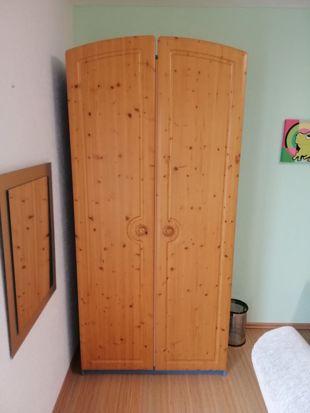 Armadi: Wunderschönes Kinderzimmer mit Echtholz – Usato da Flurlingen venduto da pow_x8g6 9