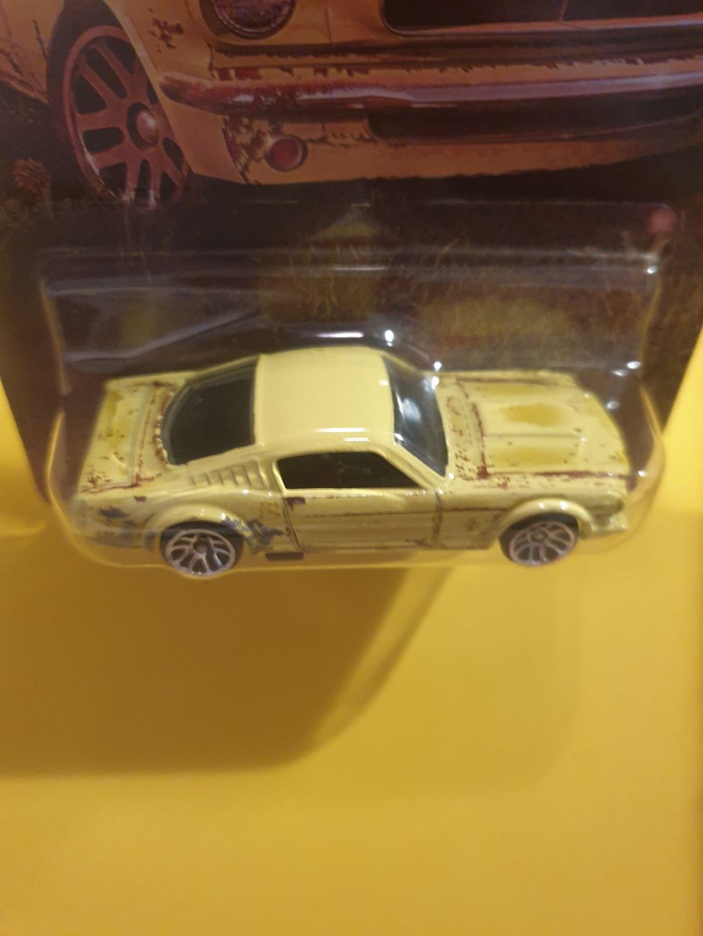 Hot Wheels Modellini d'auto: Hot Wheels '65 MUSTANG 2+2 FASTBACK – Nuovo e nell'imballaggio originale da Oftringen venduto da Rotor 2