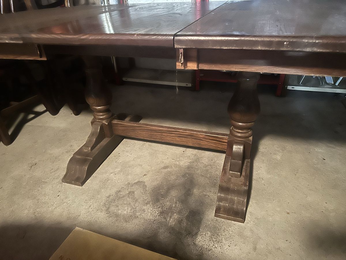 Set di tavolo e panche: Tisch und 6 Stühle Eiche NP 3590.00 Sofortpreis Fr.600.00 – Usato da Zürich venduto da Scheidungsverkauf 4
