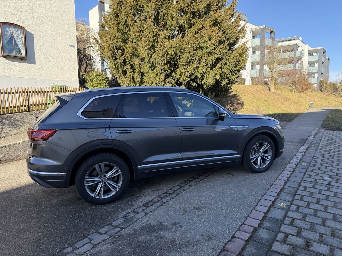 VW Automobili: VW Touareg Elegance 3.0 TSI – Usato da Schaffhausen venduto da Ozi95 2