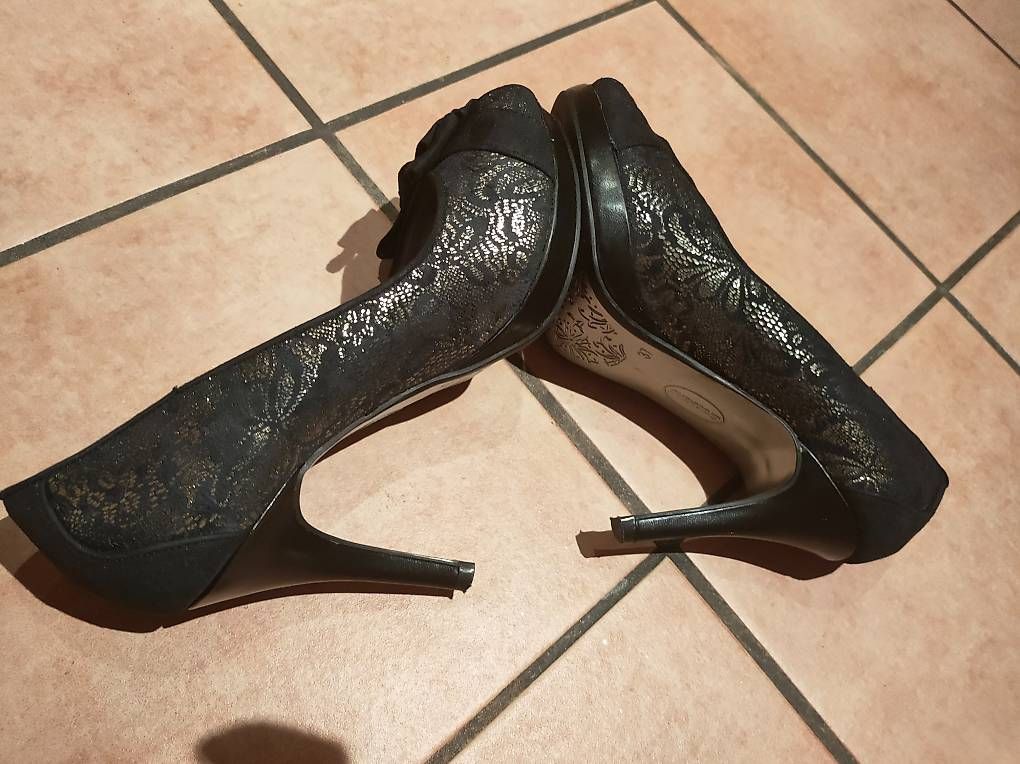 Damenschuhe: Schöne Schuhe 37 – Gebraucht aus Schlattingen von armeFrau 1