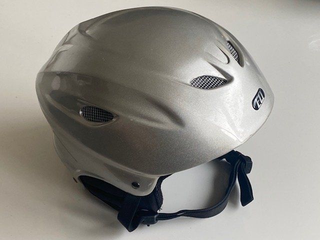 Caschi: Skihelm, Wintersport, Snowboard, Ski – Usato da Pfaffhausen venduto da stepober