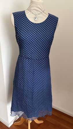 Strenesse Seide Kleid 40 blau getupft gefüttert M