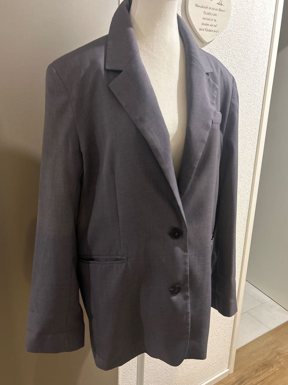 Bershka Giacche: Blazer grau von Bershka Gr. S – Usato da Brunnen venduto da Nala2929 1