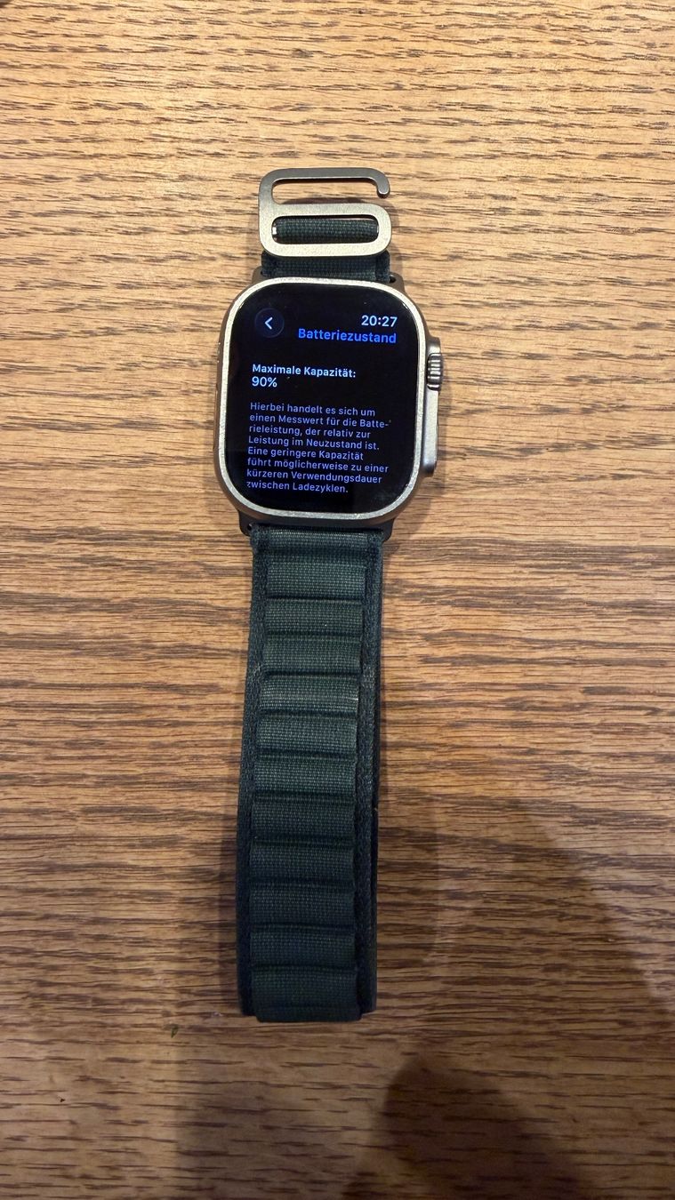 Apple Smartwatch: Apple Watch Ultra 49mm Titanium LTE – Gebraucht aus Müllheim Dorf von Christiancornet