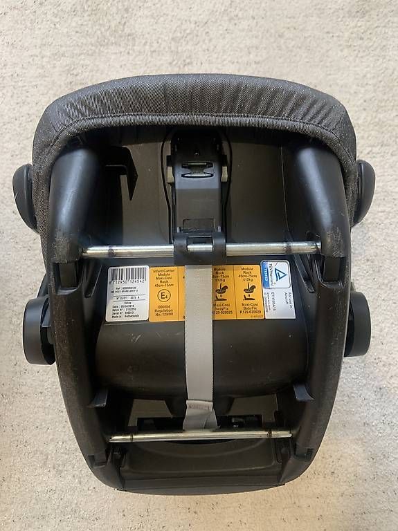 Maxi-Cosi Seggiolini per auto: Maxi-Cosi Babysitz Auto + Station <12kg – Usato da Davos Dorf venduto da BenoitFichaux 4