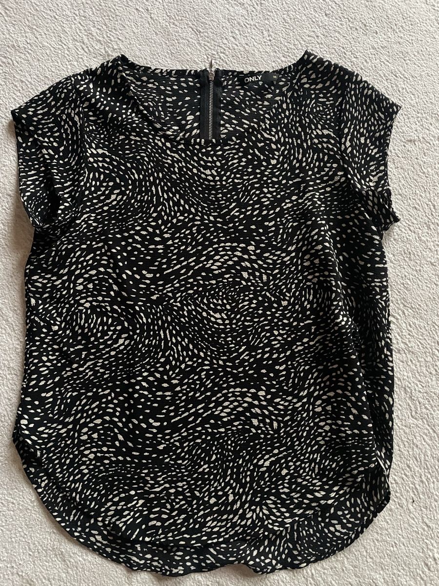 Only Tops: Haut only – D'occasion à Sugiez par Becool18