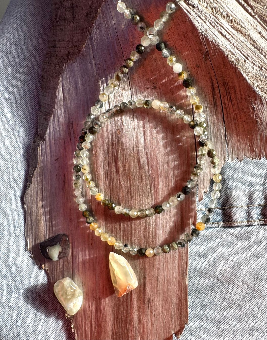 Catenine: Prehnit  wunderschön 3mm   43 cm facettiert    Prehnite – Nuovo e nell'imballaggio originale da Leuggern venduto da gemshow 5