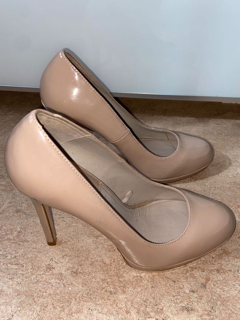 Zara Scarpe da donna: Zara Basic Pumps in nude-beige, Gr. 40 – Usato da Zürich venduto da dedasiba
