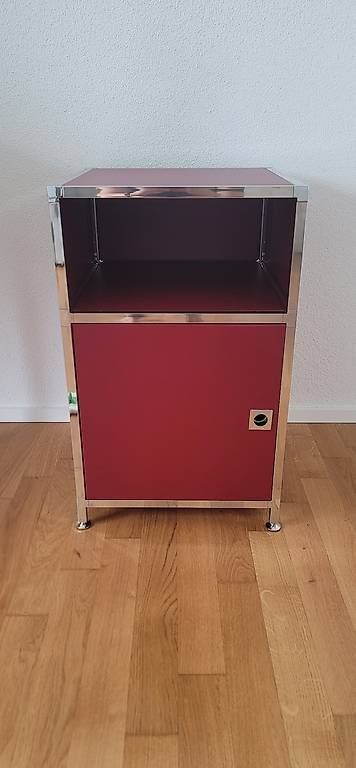 Banconi: **Wohnungsauflösung** - Korpus USM Style – Usato da Otelfingen venduto da G_A