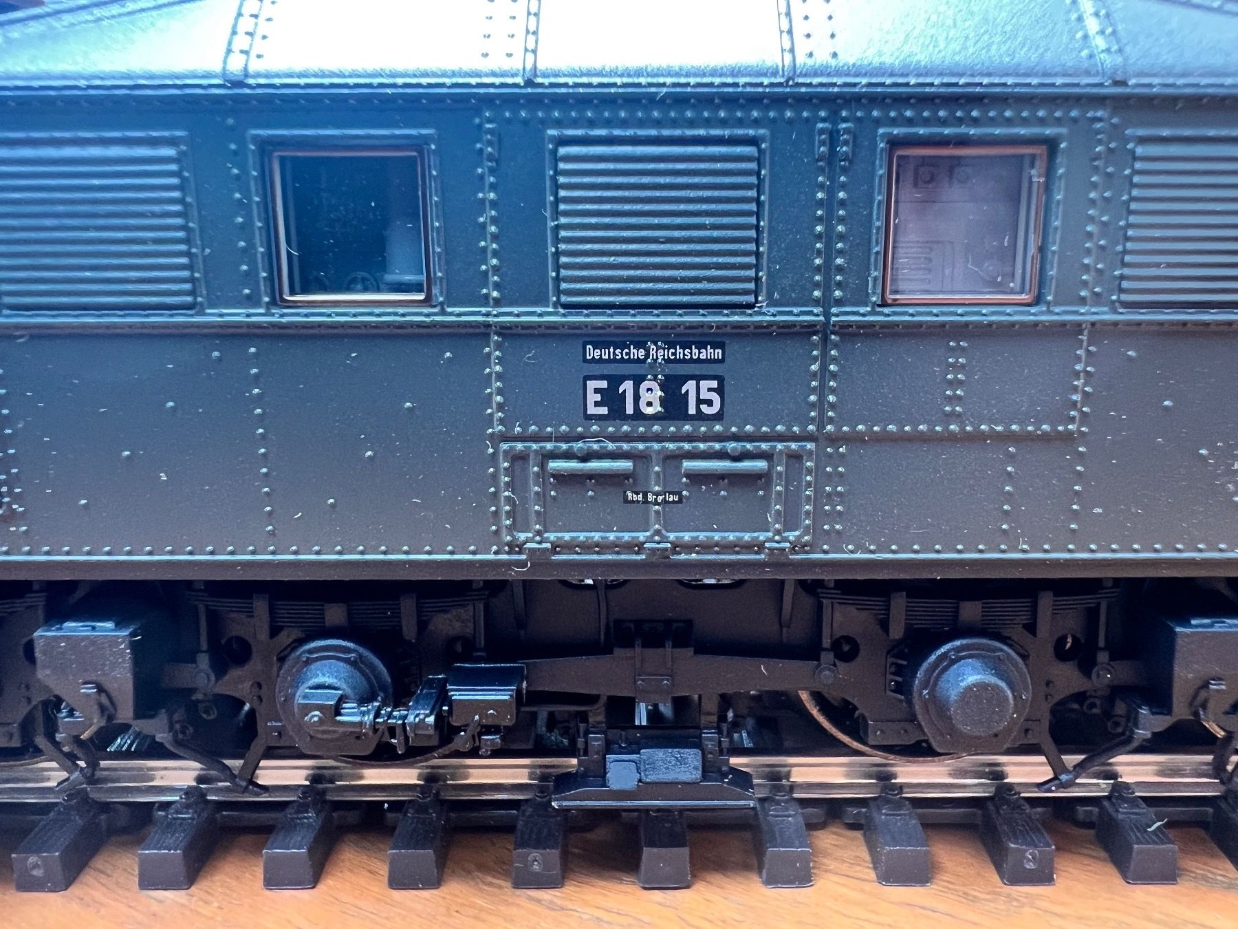 Märklin Modellini di ferrovie: Märklin H0 3368 E-Lok Br. E18 15 blau der DB – Nuovo e nell'imballaggio originale da Gelterkinden venduto da Railroader 2