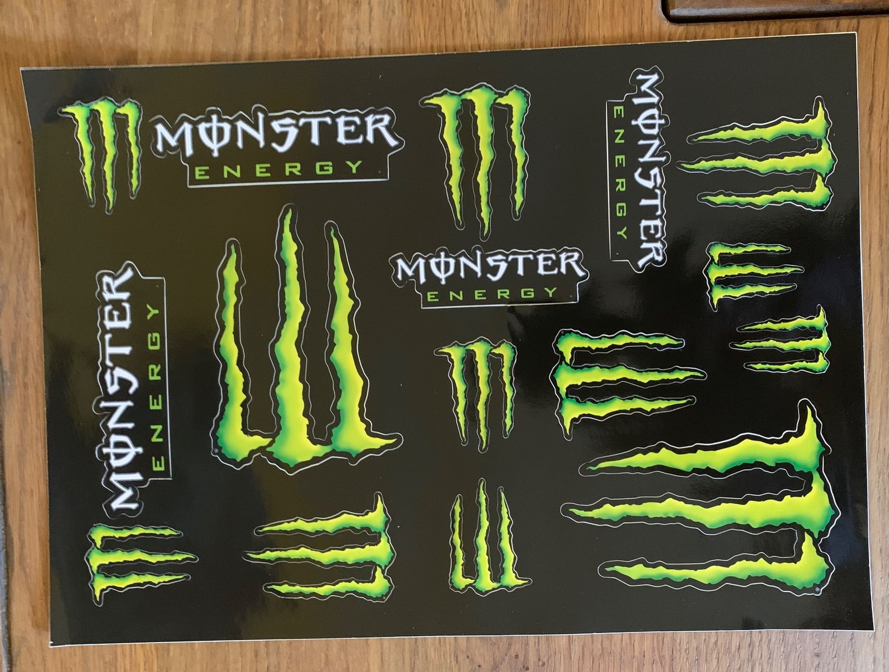Sticker: Monster Sticker Abziehbild – Usato da Steinen venduto da Firehorse66