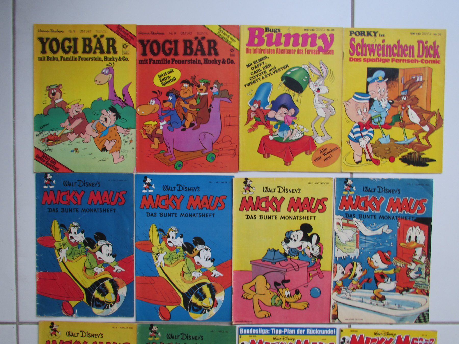 Fumetti: 16 COMICS MICKY MAUS YOGI BÄR BUGS BUNNY SCHWEINCHEN DICK – Usato da Zumikon venduto da Gung 1