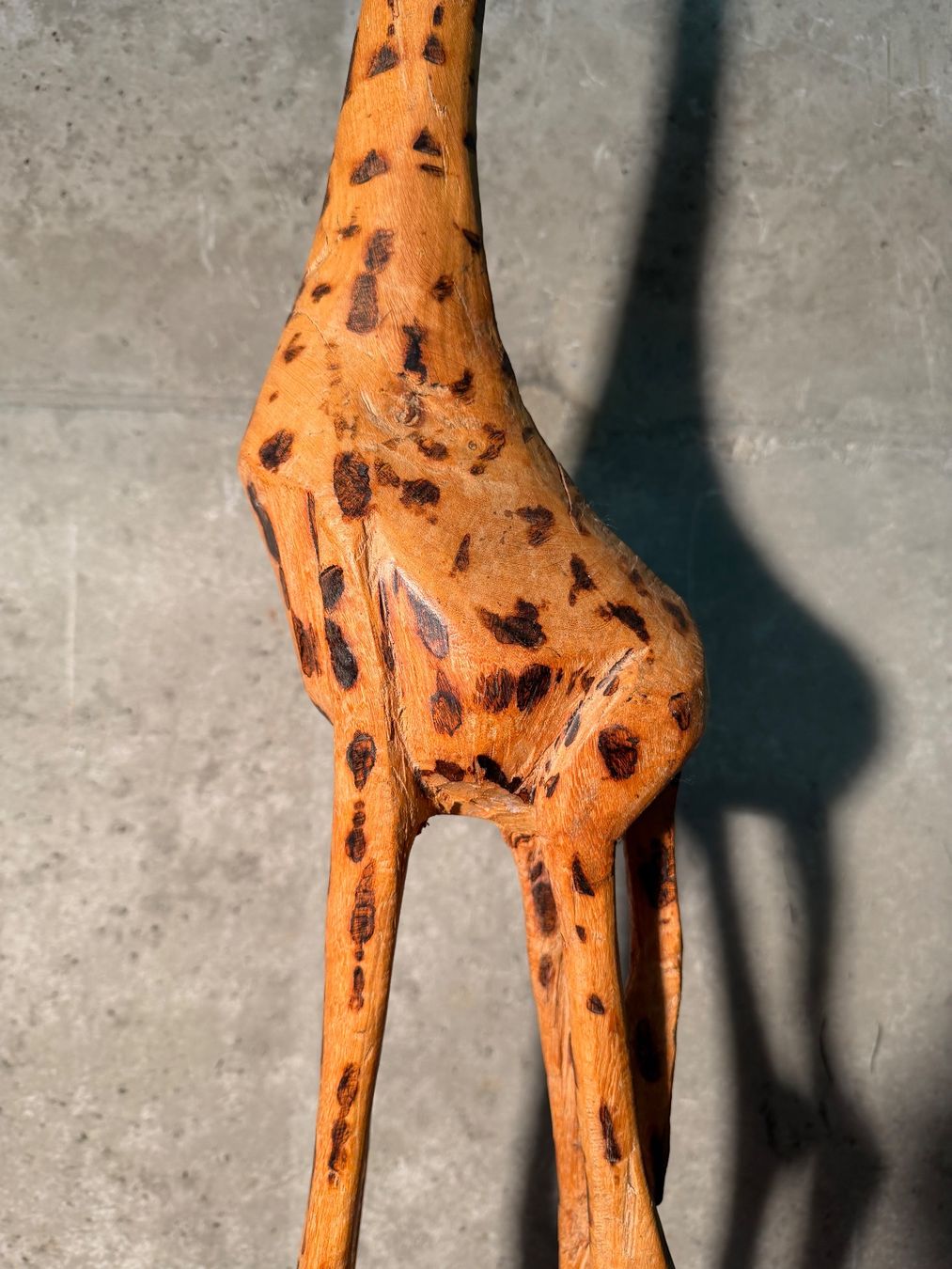 Skulpturen & Statuen: Girafe en bois faite à la main – Gebraucht aus Lausanne von artnouveau04 2