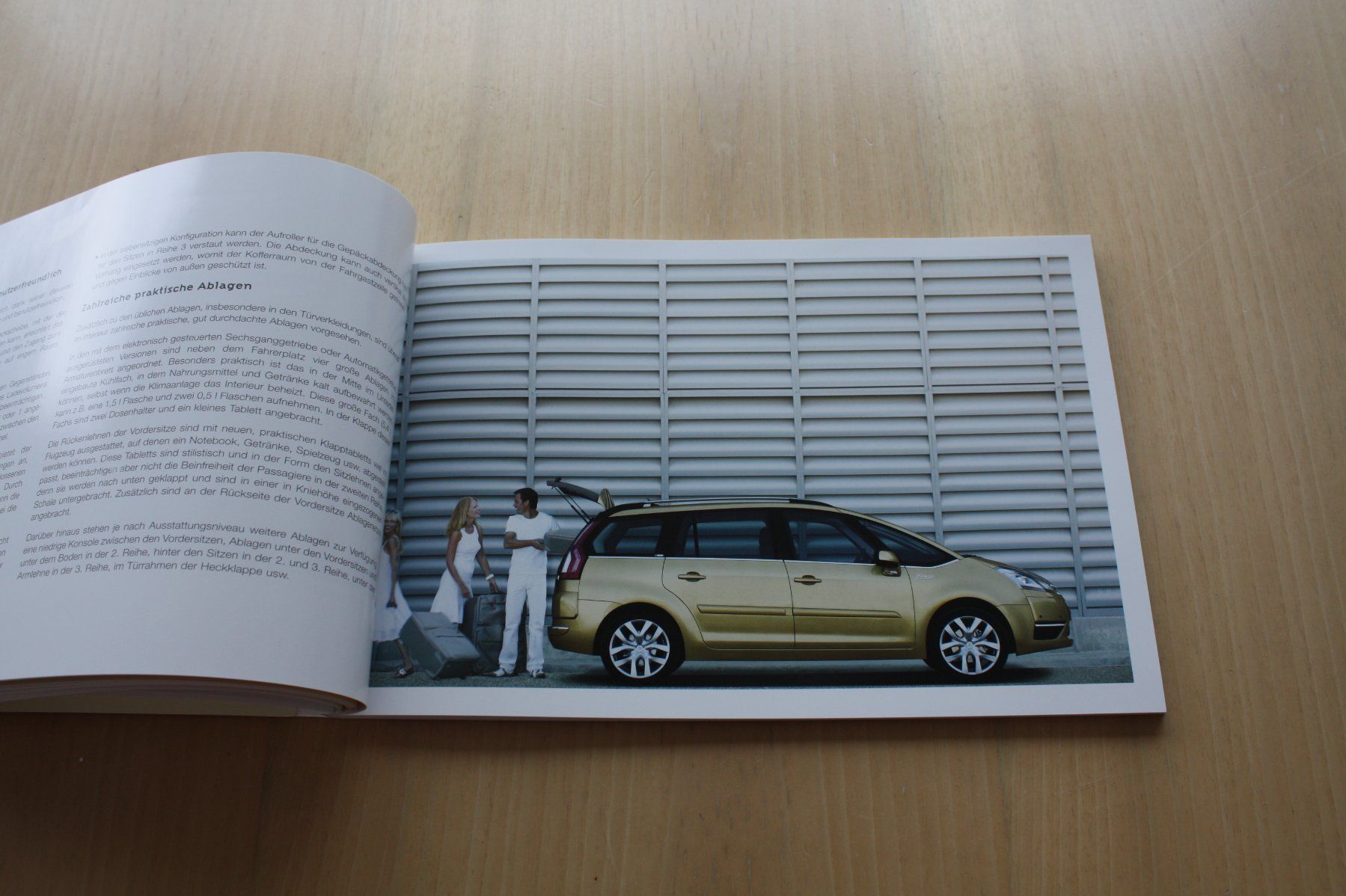 Citroën Documenti: Citroën C4 Picasso Pressemappe/CD/Prospekt 10/2006 – Usato da Wikon venduto da erwin400 7