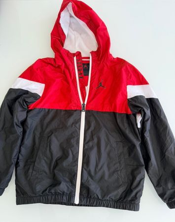 Air Jordan Übergangsjacke für Jungen, Grösse 14 / 10–12 J.