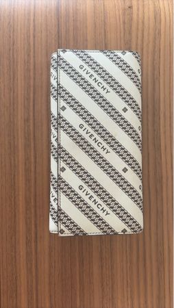 Givenchy Wallet, Beige, Women's, Like New, Bargain!