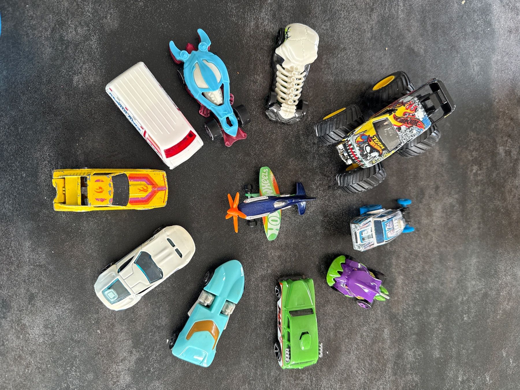 Hot Wheels Spielzeuge: Lot voitures  Hot Wheels à – Gebraucht aus Blonay von Simba1094