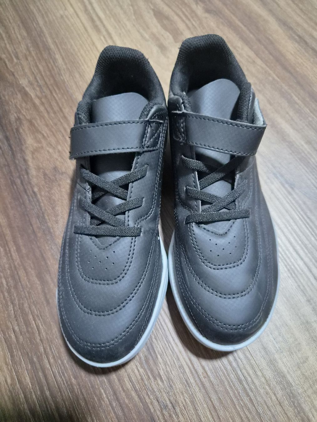 Decathlon Schuhe für Jungen: Schuhe Decathlon Grösse 37 – Gebraucht aus Altishofen von tammy05 1