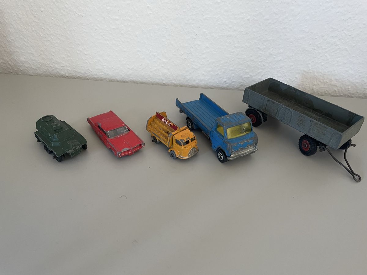 Modellini d'auto: Alte Modelautos – Usato da Münchenstein venduto da Kapris 1