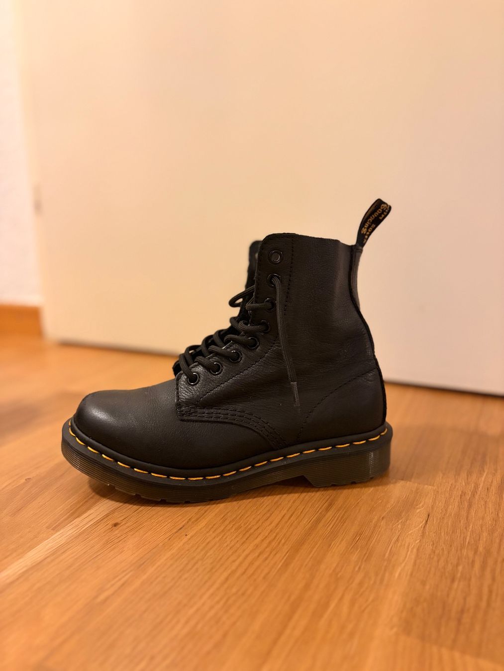 Dr. Martens Damenschuhe: Dr. Martens size 36 – Gebraucht aus Dübendorf von pal_x6m8 2