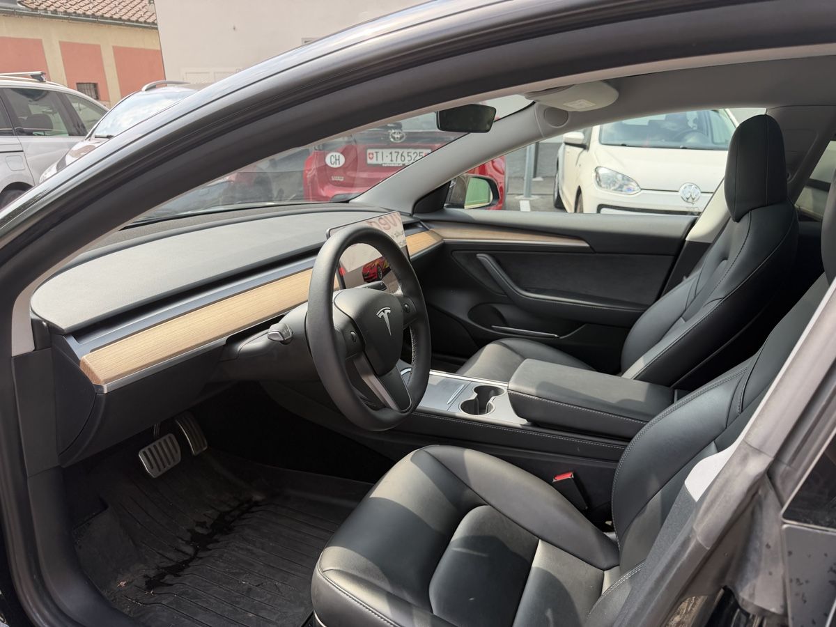 Tesla Autos: Tesla Model 3 RWD – D'occasion à Pregassona par Mixerfly_87 5