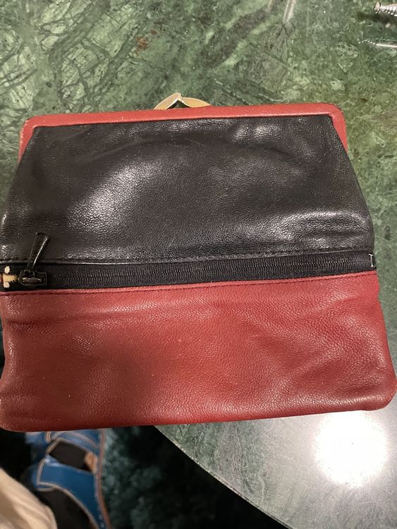 Joli porte-monnaie clipsé cuir TBEG vintage