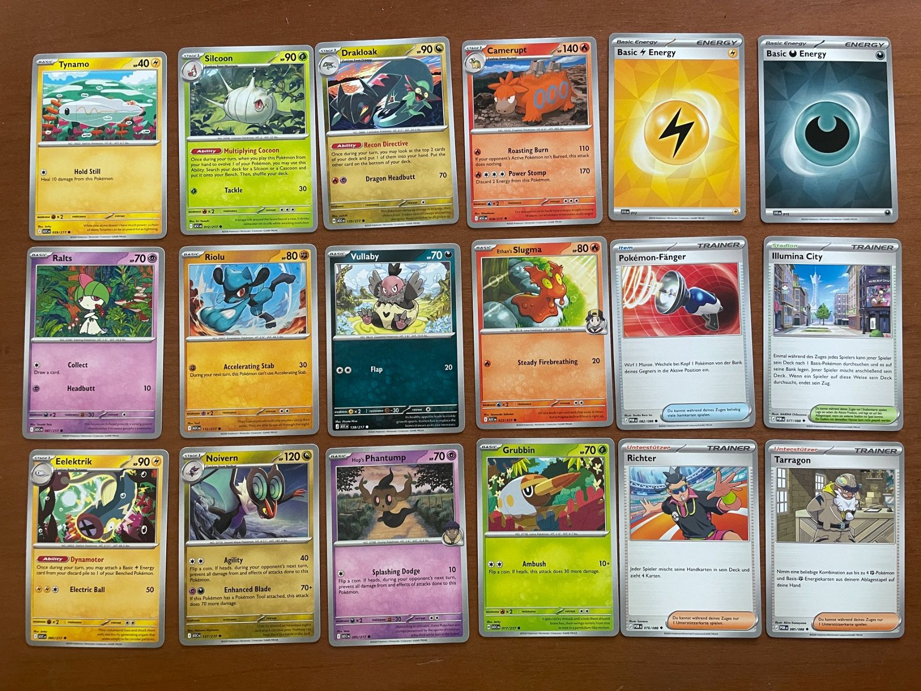 Pokémon Cartes à collectionner: Pokemon Karten Set (Versand gratis) – Neuf (Voir description) à Chur par Angerson