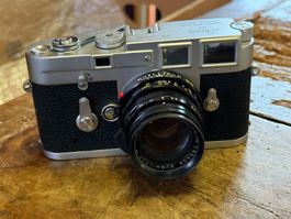 Kamera LEICA M3 aus Sammlungsauflösung