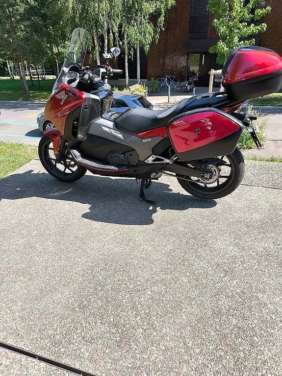 Strada: Honda NC750D – Usato da zürich venduto da bukii