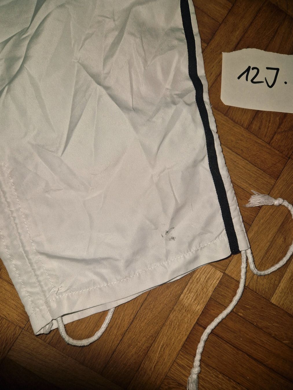Pantalons: Hose Grösse 12Jahre – D'occasion à Stüsslingen par white_angel86 1